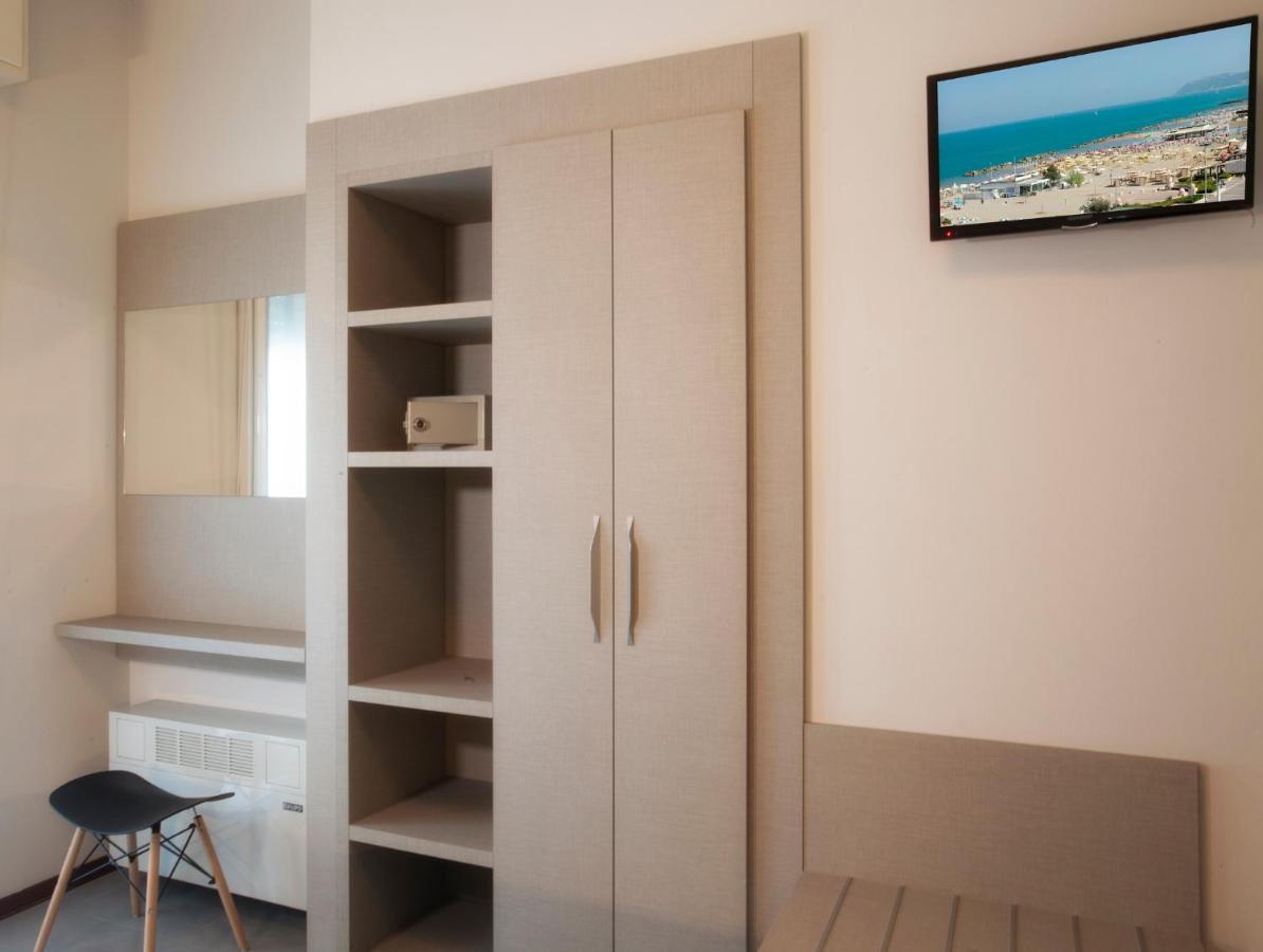 Hotel Norma Misano Adriatico Eksteriør billede
